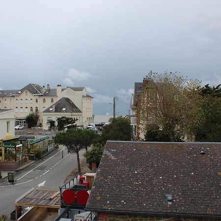 Hotel Des Pins Жулувил-ле-Пен Стая снимка