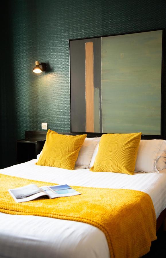 Hotel Des Pins Жулувил-ле-Пен Стая снимка