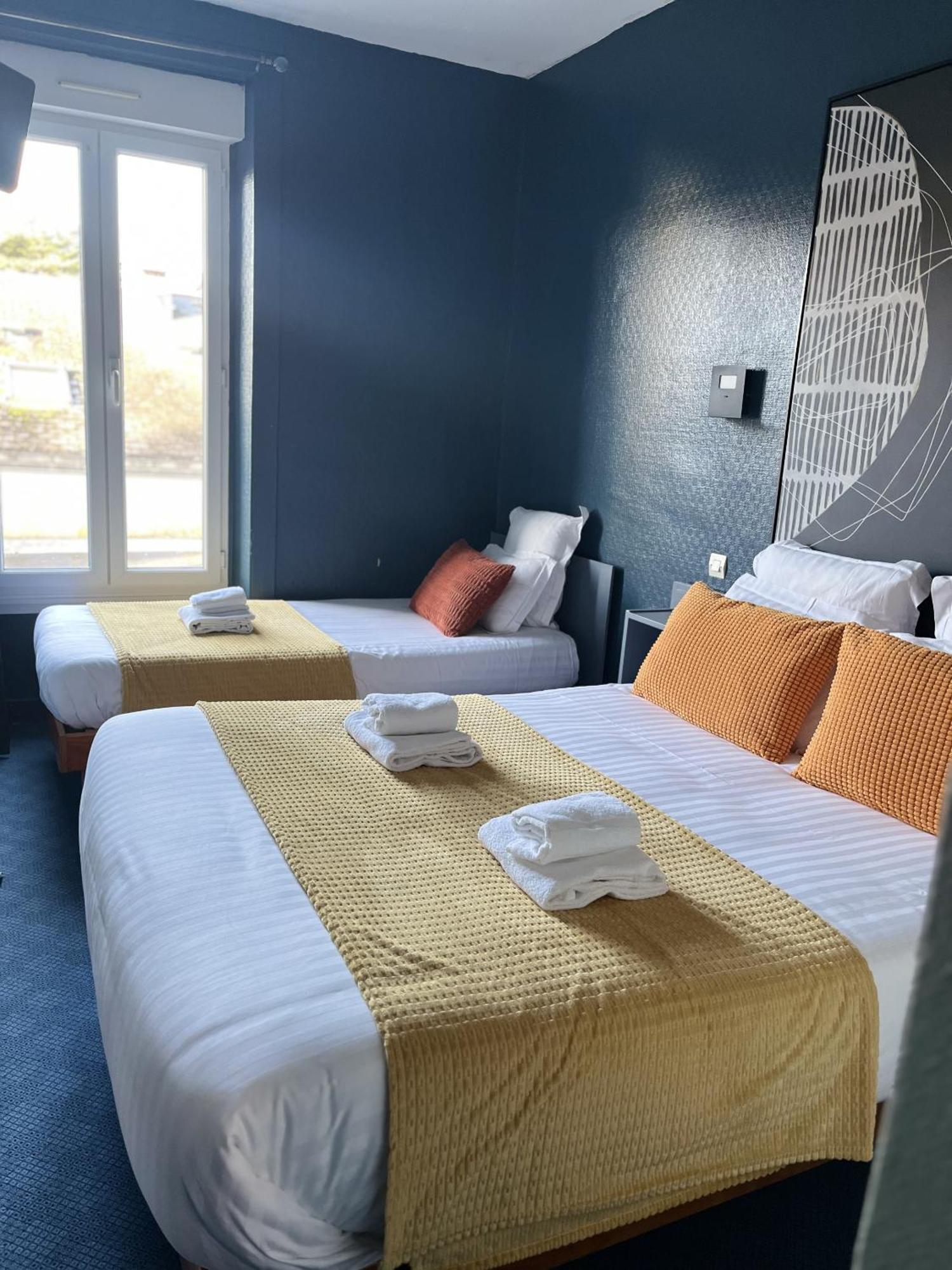 Hotel Des Pins Жулувил-ле-Пен Стая снимка